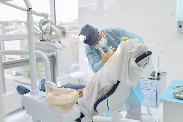 Best Emergency Tooth Extraction in Woodbranch, TX